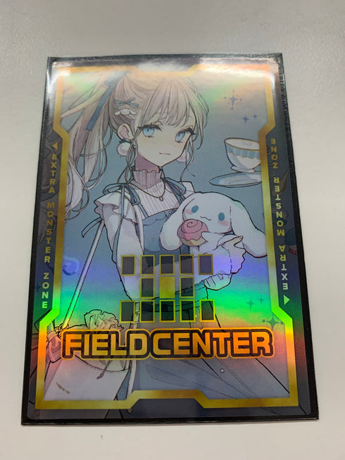 Cinnamon Roll Girl | Super Rare | Field Center